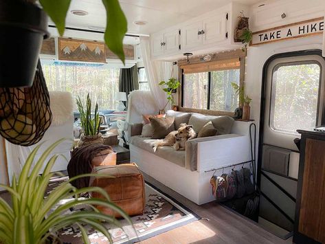 Come see how an outdated RV was transformed into a Mountain Modern Motorhome! Class A Rv Remodel, Rustic Camper, Motorhome Remodel, Camper Trailer Remodel, Rv Renovation, Class A Rv, Diy Camper Remodel, Rv Renovations, Camper Renovation