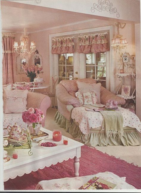 Decoration Shabby, Shabby Chic Living, Romantic Shabby Chic, Pink Living Room, Shabby Chic Living Room, Shabby Chic Bathroom, Shabby Chic Bedroom, Shabby Chic Pink, Shabby Chic Bedrooms