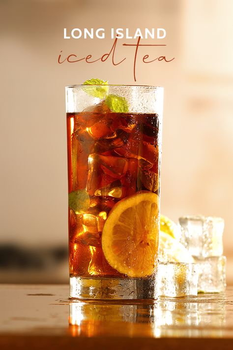 Foto Drink, Long Island Cocktail, Hard Iced Tea, Long Island Iced Tea Recipe, Long Island Tea, Long Island Iced Tea Cocktail, Drinks Restaurant, Hard Drinks, Iced Tea Recipe