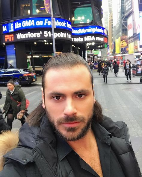 HAUSER on Instagram: “New York, New York!” Stjepan Hauser Video Call, Cello Photo, Cello Photography, Hauser Cello, Stjepan Hauser, Inspirational Smile Quotes, Singapore Photos, Instagram New York, Cello Music