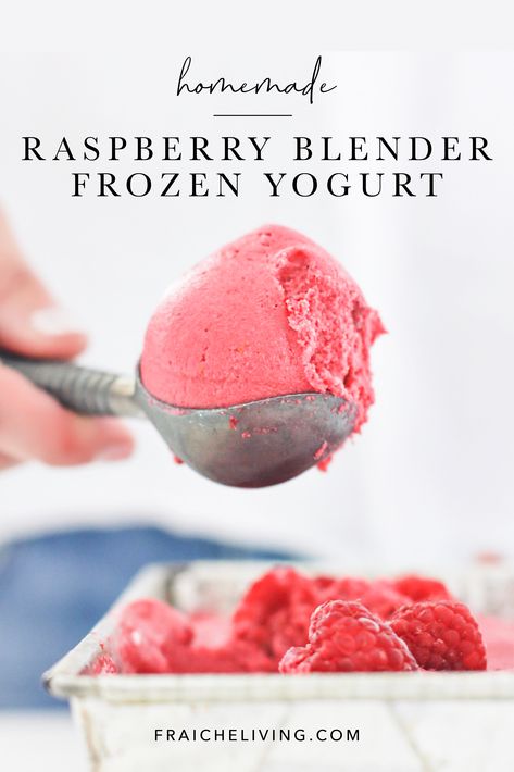 Frozen Berry Yogurt, Raspberry Frozen Yogurt Recipe, Blender Frozen Yogurt, Raspberry Frozen Yogurt, Frozen Yogurt Popsicles, Frozen Yogurt Recipe, Homemade Frozen Yogurt, Strawberries And Raspberries, Low Sugar Treats