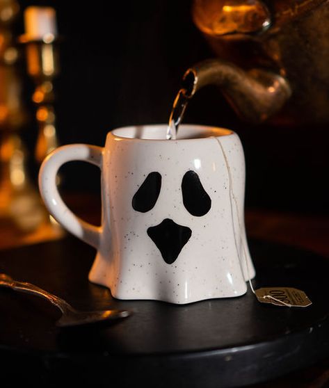 Ceramic Ghost, Ghost Mug, Diy Ceramic, Halloween Fun, Home Diy, Ghost, Mug, Ceramics, Halloween