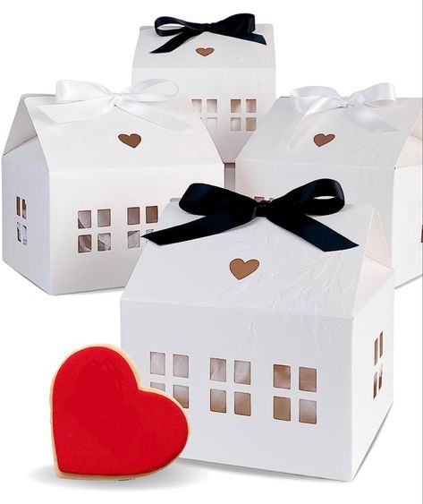 Desserts Fancy, Cookie Boxes, Bakery Boxes, Bakery Packaging, Laser Cutout, Gable Boxes, Fancy Cookies, Box Houses, Wedding Favor Boxes