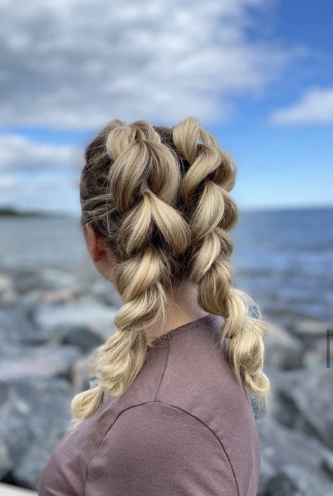 Double Bubble Braid Tutorial, Double Bubble Braid, Bubble Braid Hairstyles, Bubble Braid, Bubble Ponytail, Bubble Braids, Pigtail Braids, Fun Hair, Cool Braids