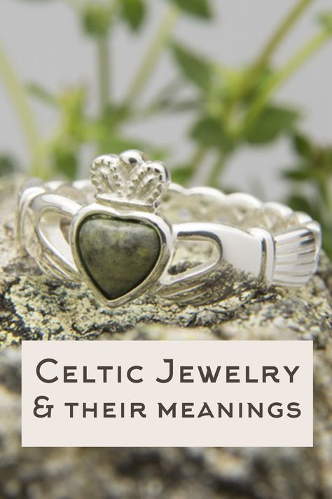 Gaelic Jewelry, Viking Knitting, Celtic Jewellery, Irish Things, Celtic Knot Jewelry, Irish Ring Claddagh, Irish Rings, Celtic Pendant, Claddagh Ring