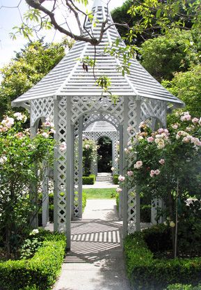 pavillon White Gazebo, Gazebo Ideas, Backyard Gazebo, Gazebo Pergola, Outdoor Gazebos, Garden Gazebo, Focal Points, Charming Garden, Garden Gate