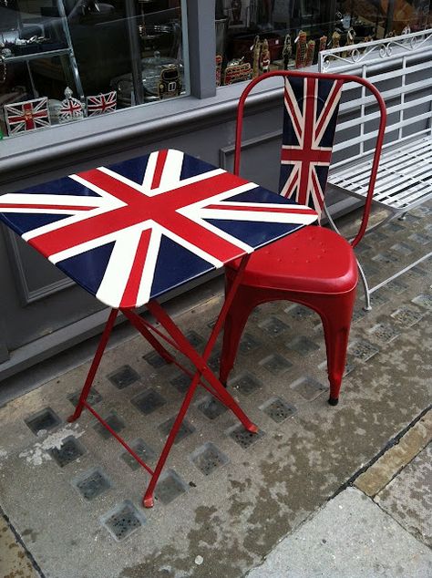 . Union Jack Decor, British Things, Jack Flag, Living In London, Union Jack Flag, London Style, British Invasion, British Flag, England And Scotland