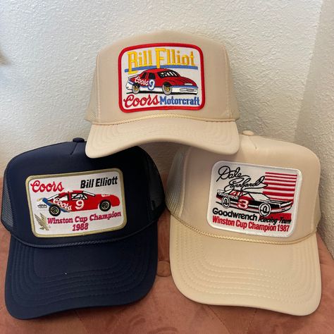 adjustable trucker hat Cool Trucker Hats, Trucker Aesthetic, Trucker Cap Design, Patch Tshirt, Biker Aesthetic, Merch Ideas, Vintage Trucker Hats, Retro Logos, Hat Design