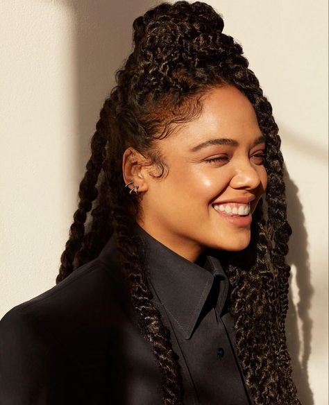 Marley Twist Styles, Marley Twists, Twist Styles, Tessa Thompson, Men In Black, 90s Hairstyles, Mia 3, Marvel Women, Protective Styles