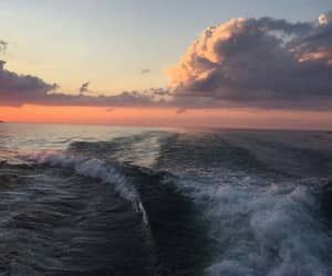 Beth Aesthetic, Beth Core, Fraser Island, Pretty Skies, Sunset Clouds, Nature Architecture, Pretty Sky, Amazing Pictures, Beach Vibe