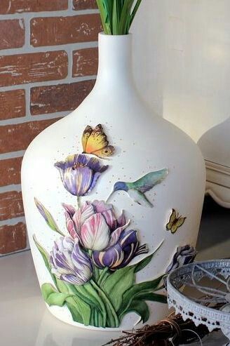 Flores Glass Painting Designs, Glass Bottle Diy, Decoupage Diy, Diy Glass Bottle Crafts, Wine Glass Art, Wine Bottle Art, Glass Bottles Art, Diy Jar Crafts, Wine Bottle Diy Crafts