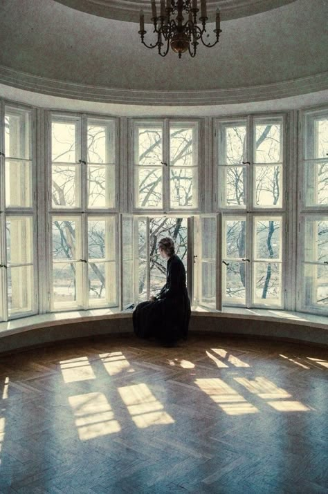 Melancholy Aesthetic, Laura Makabresku, Septième Art, Belle Epoque, The Window, My Dream Home, Self Portrait, Classic Art, Photo Inspiration