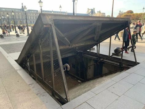 1. A Secret Underground Staircase outside the Louvre Revealed Spotted by a tourist, this is a hidden tunnel network for emergency. Much of the museum and its stores are underground and they are all connected to a big tunnel that you need to follow to exit safely the facility in case of a Secret Tunnels In House, Underground Staircase, Underground Mansion, Hidden Tunnel, Secret Tunnel, Messy Nessy Chic, Yellow Wildflowers, Underground Tunnels, Italian Village