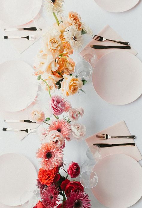 Mildly obsessed with this ombre-inspired centerpiece idea over here. Thanks for the inspo, Of The Flowers! Everything follows the peach-to-fuchsia gradient which makes for an adorable spring party theme no matter who you’re celebrating. A little gal named London Lucy is the star of this particular party Ombre Flowers, Spring Theme Party, Backdrop Event, Pink First Birthday, Party Checklist, Ombre Wedding, Party New Year, Pink Birthday Party, Ombre Pink