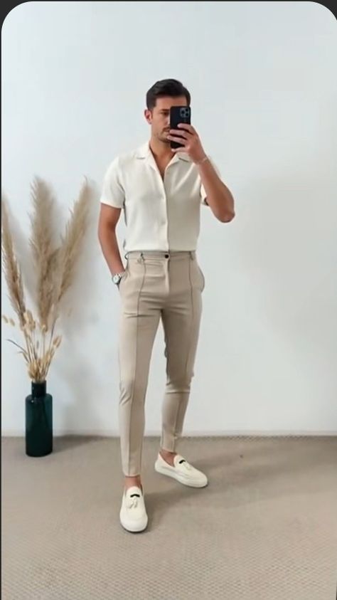 Casual Beige Outfit, Formal Casual Outfits Mens, Formal Casual Outfits, Money Men, Slim Fit Suit Men, Minimalist Fashion Men, Formal Men Outfit, Beige Wedding, Mens Fashion Blazer