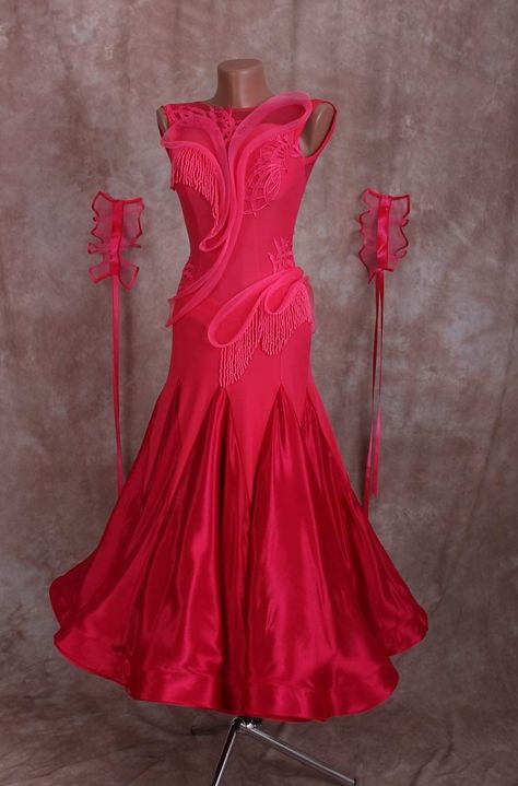 Waltz Dresses, Smooth Dance Dresses, Ballroom Dress Inspiration, Ballroom Standard Dress, Ballroom Dance Competition Dress, Waltz Dress, Dancesport Dresses, Ballroom Gowns, Latin Ballroom Dresses