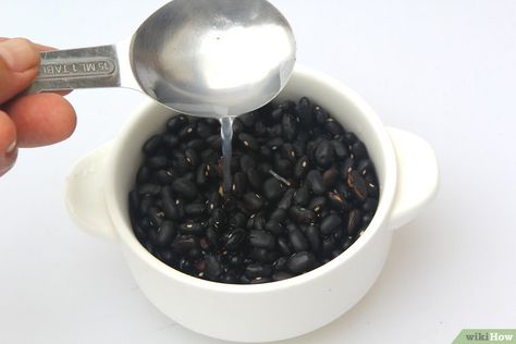 Soaking Black Beans, Soak Black Beans, Black Beans From Scratch, Quick Soak Beans, Cook Black Beans, Beans From Scratch, Overnight Recipes, How To Soak Beans, Dried Black Beans