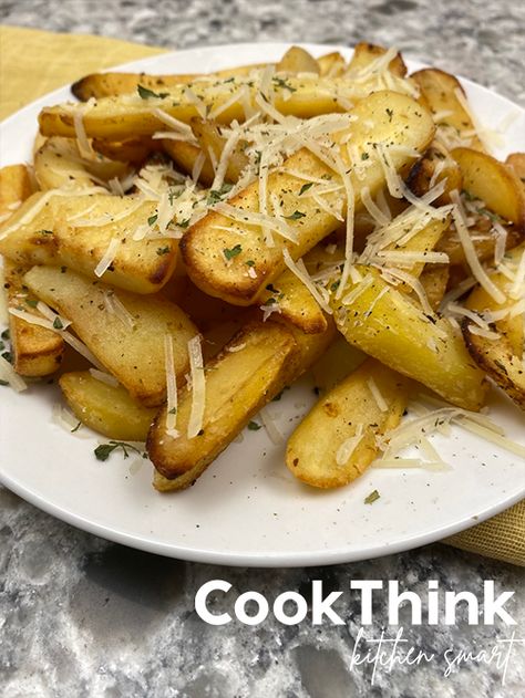 Red Robin Fries, Red Robin Recipes, Copycat Red Robin, Parmesan Fries Recipe, Garlic French Fries, Parmesan French Fries, Garlic Parmesan Fries, Parmesan Fries, Garlic Steak