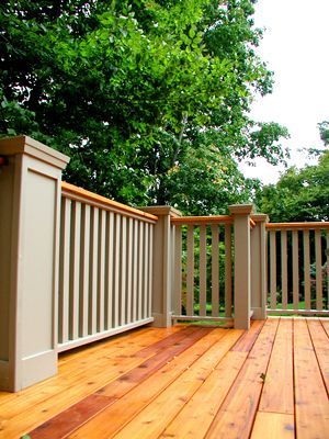 Picture of custom wood deck railings. Unique Deck Railing Ideas, Custom Deck Railing, Modern Craftsman House, Rustic Deck, Wood Deck Railing, Design Per Patio, Deck Railing Design, Deck Pictures, Deck Railing