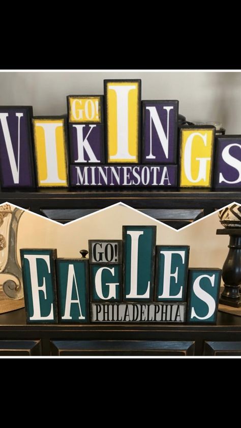 Super Bowl anyone? Football decor. Vikings or eagles Philadelphia Eagles Sign Diy, Football Home Decor Diy, Football Season Decor Diy, Diy Nfl Crafts Ideas, Football Diy Crafts, Diy Sports Decor, Diy Football Decor, Vikings Bedroom, Nfl Crafts