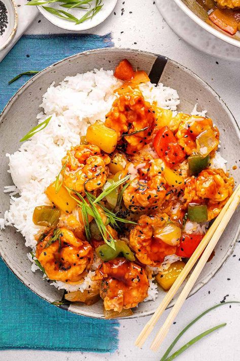 Sweet and Sour Prawns - Chefjar Shrimp And Salmon Recipes, Salmon Recipes Air Fryer, Salmon Florentine, Spinach Stuffed Salmon, Sweet And Sour Prawns, Salmon Piccata, Best Smoked Salmon, Chinese Chicken Salad Recipe, Smoked Salmon Bagel