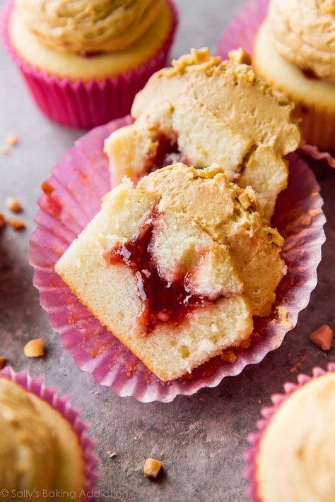 Jelly Cupcakes, Tasty Cupcakes, Homemade Cheese Crackers, Peanut Butter Cupcakes, Sally's Baking, Peanut Butter Oatmeal Cookies, Gourmet Cupcakes, Peanut Butter Frosting, Easy Baked Chicken