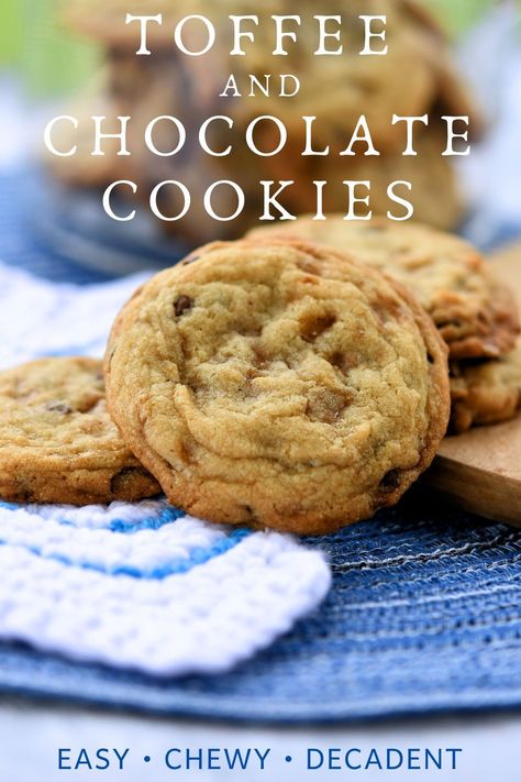 Cookie Recipes With Toffee Bits, English Toffee Cookies Recipes, Chocolate Chip Heath Cookies, Cho Chip Cookies, Heath Chocolate Chip Cookies Toffee Bits, Chocolate Chip And Toffee Cookies, Heath Chip Cookies, Heath Candy Cookies, Toffee Bit Cookie Recipes