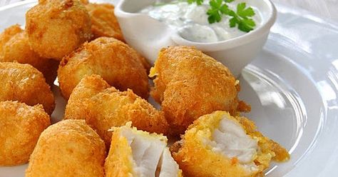 Rice flour, chickpea flour and beer give this spiced batter a lovely crispiness: as the nuggets hit the hot oil, the batter puffs up into a... Easy Churros, Fish Nuggets, Churros Recipe, Beer Battered Fish, Fish Bites, Beer Battered, Nuggets Recipe, Battered Fish, South African Recipes