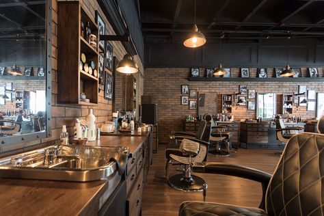 Modern Barber Shop, Barbershop Decor, Barber Shop Design, Upscale Salon, Barbershop Design Interior, Best Barber Shop, Barber Shop Ideas, Barber Shop Interior, Barbershop Ideas