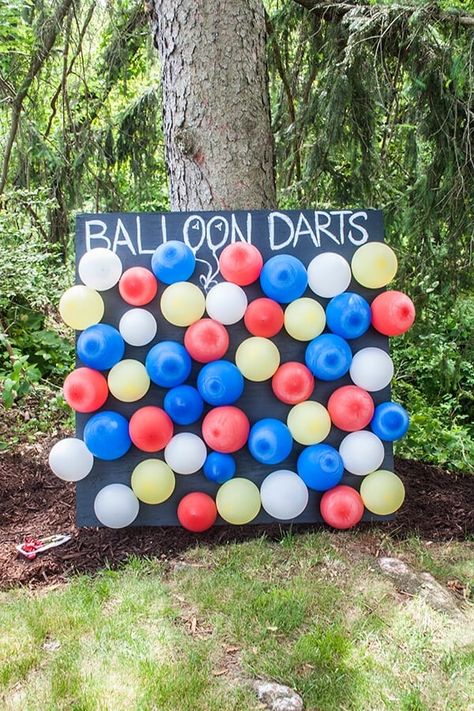 Balloon Dart Board Balloon Darts, Teenage Party Games, Harry Potter Party Games, Teenage Party, Engagement Party Games, Teenage Parties, Outdoor Party Games, Carnival Birthday Party Theme, School Carnival