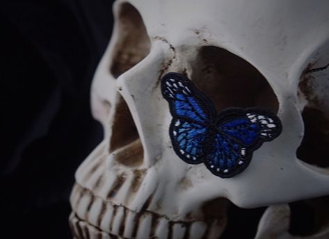 Blue butterfly skull dark aesthetic Blue Butterfly Aesthetic Dark, Blue Monarch Butterfly Aesthetic, Hades Aesthetic Blue, Blue Skull Aesthetic, Dark Blue Butterfly Aesthetic, Dark Butterfly Aesthetic, Blue Demon Aesthetic, Blue Butterflies Aesthetic, Poison Butterfly