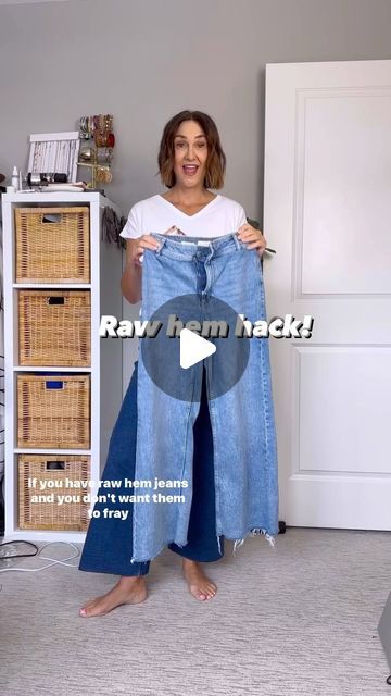 Christin Bryant | over 40 style | 🇨🇦 on Instagram: "Best hack for frayed hem jeans: fabric glue! Apply the glue on the inside of your jeans when the raw hem is how you like it and they won’t keep fraying - comment “link” to get an immediate DM with links to my jeans and the fabric glue.  Other ways to shop: - find me (cbstyled) in the LTK app - link in bio > LTK outfit links - see my “Feb links” highlight  #clothinghacks #frayedjeans #rawhem frayed hem jeans, clothing hack, raw hem jeans, Mango jeans, cropped jeans, frayed hem jeans" Frayed Hem Flare Jeans Outfits, Jean Ankle Folding Hacks, Straight Leg Raw Hem Jeans Outfits, Frayed Cropped Jeans, Raw Edge Hem Jeans Diy, How To Make Frayed Hem Jeans, How To Crop Jeans That Are Too Long, Hem Long Pants, How To Raw Hem Your Jeans