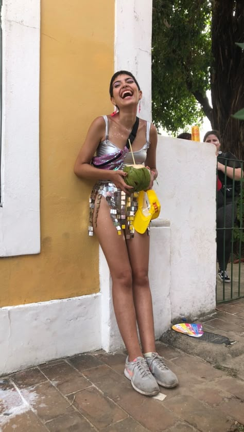 Carnival Brazil Outfit, Rio Carnaval Outfit, Brazil Carnival Outfit, Rio Carnival Outfit, Carnaval Aesthetic, Carnival Outfit Ideas, Carnaval Inspo, Carnival In Brazil, Carnaval Salvador