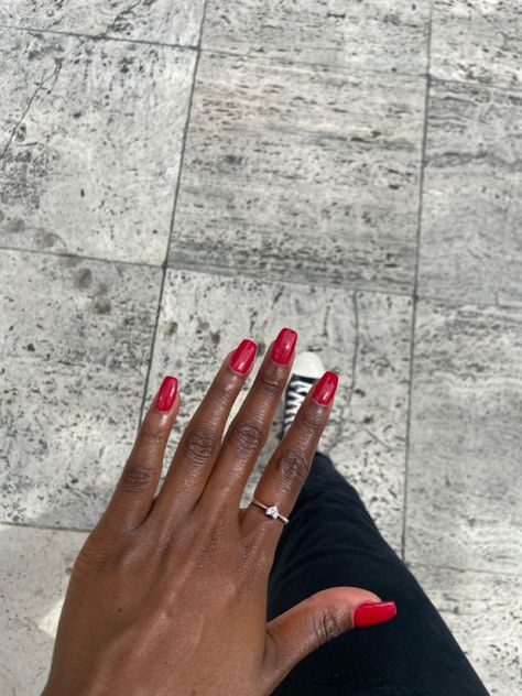 Red Nails On Dark Skin Women, Red Nails Dark Skin, Red Nails On Brown Skin, Red Nails On Dark Skin, Red Nails Black Women, Nails On Dark Skin Hands, Red Nails Dark, Nails On Black Skin, Blood Red Nails