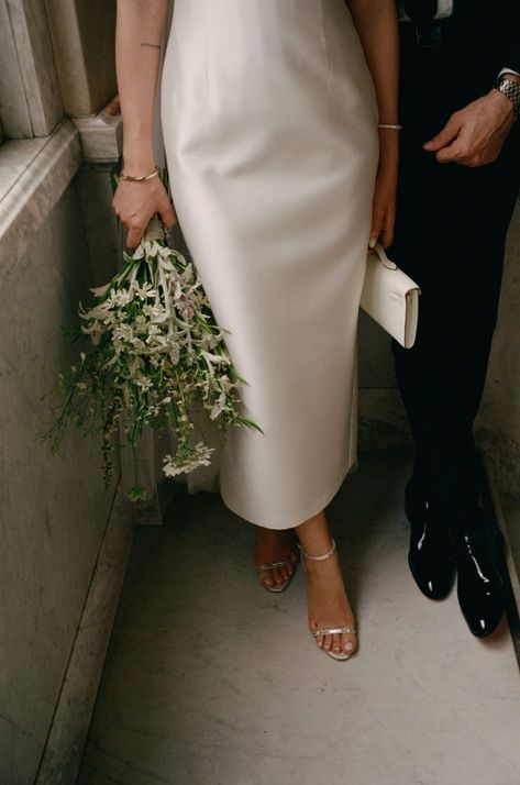 Samm Blake – The Wedding Artists Co Blake Lovely, Courthouse Wedding Photos, Editorial Wedding Photography, Nyc Elopement, American Photo, Black Tie Wedding Guests, City Hall Wedding, Editorial Wedding, Beauty Products Photography