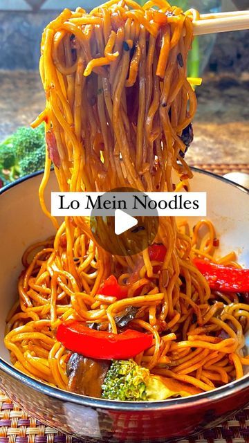 Disha Nayak on Instagram: "Exposing My Best Recipes: Lo Mein Noodles👇

These noodles are better than takeout and so easy to make at home! You gotta try this!

Full recipe:
- start off by grabbing your pan and sauté together 4 cloves garlic, 1 inch ginger, and 1tsp chilli flakes 
- Once the garlic is lightly browned toss in your veggies of choice (I added carrots, broccoli, and red pepper)
- Let that sauté for 2-3min while you prepare the sauce by combining:

1/4 cup soy sauce
2tbsp dark soy sauce
1/3cup water
2tbsp sriracha
1sp brown sugar
1tsp sesame oil

- then pour that sauce into your veggies, let that simmer for 2min, toss in your noodles and Enjoy!!

#recipe #homemade #food #healthy #reels #foodie #easyrecipe #dinnerideas #cooking #foodinstagram" Asian Food Appetizers, Carrots Broccoli, Lo Mein Noodles, Dark Soy Sauce, Lo Mein Recipes, Asian Noodle Recipes, Better Than Takeout, Lo Mein, Dinner Entrees