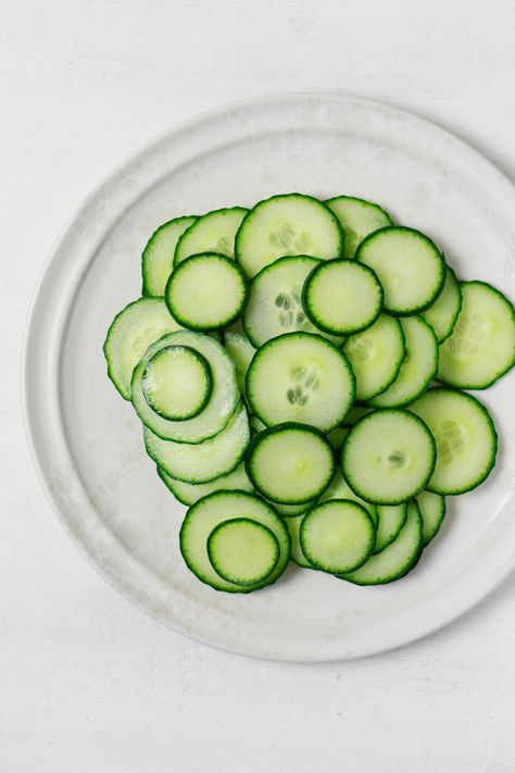 Kosher Pickles, Puffy Face, Sliced Cucumber, Spinach Rice, Pickled Cucumber, Quick Pickled Onions, Blueberry Season, Quick Pickled Cucumbers, Cucumber Slices