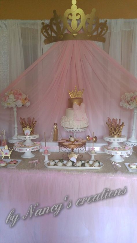 Birthday Background Ideas, Boda Vintage Ideas, Fairytale Baby Shower, Baby Shower Princess Theme, Princess Theme Birthday, Baby Shower Cake Pops, Princess Decorations, Ideas Baby Shower, Baby Shower Girl