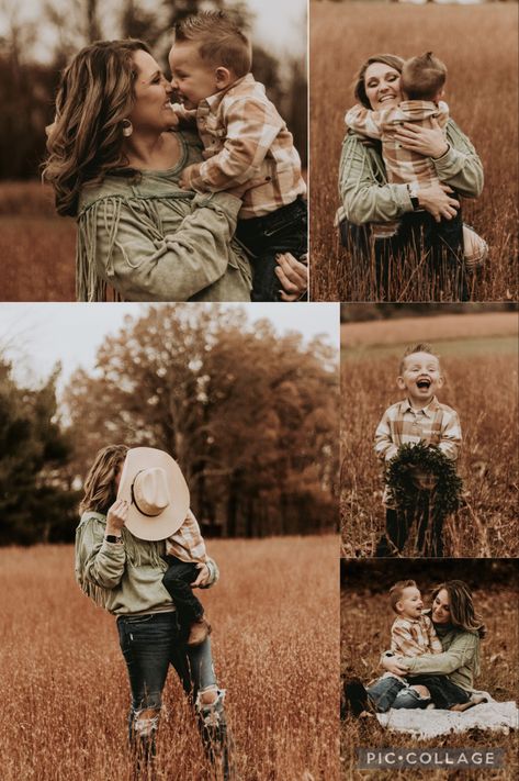 Mommy + me photography session! Mom And Son Cowboy Photoshoot, Mommy And Me Western Photoshoot, Western Mommy And Me Photos, Horse Wedding Photos, Western Shoot, Western Family, Mother Son Photos, Western Photoshoot, Mommy And Me Photo Shoot