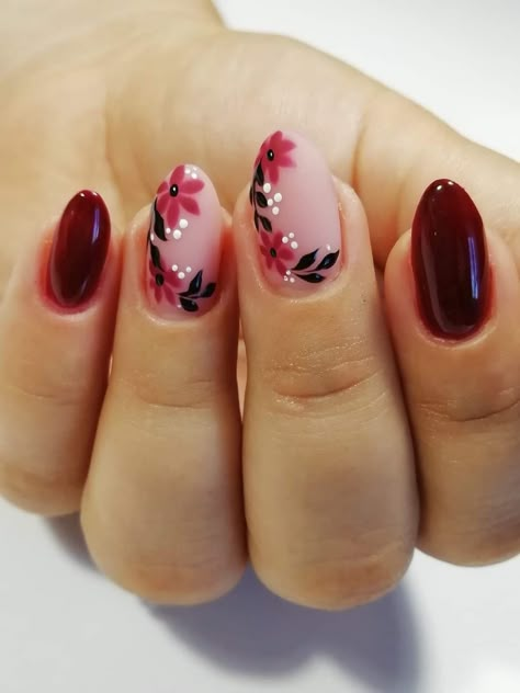 Red Wine Nail Designs, Black Nails Red Flowers, Red Floral Nails, Nail Polish Art Designs, Plum Nails, September Nails, November Nails, Fall Nail Trends, Fancy Nails Designs