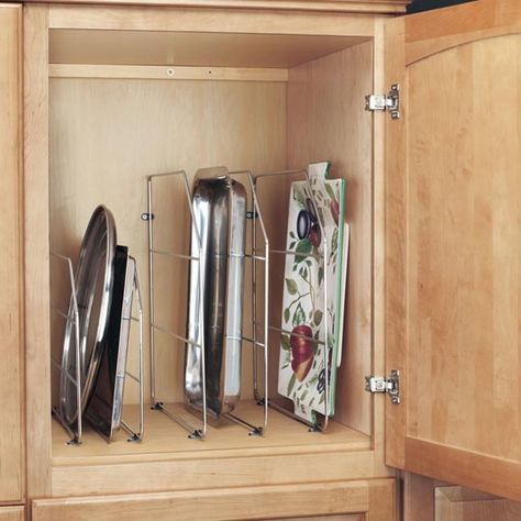 Rangement Caravaning, Baking Sheets Organization, Shelf Kitchen Cabinets, Bakeware Organization, Organiser Cucina, Framed Cabinet, Rev A Shelf, Classic Kitchen, Small Cabinet