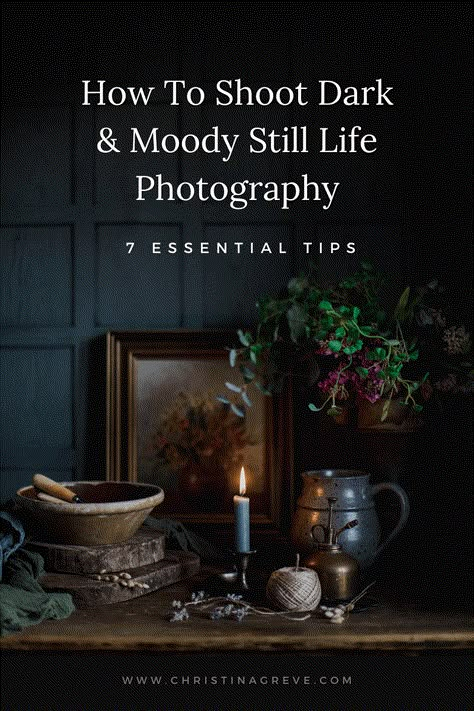 Moody Flat Lay Photography, Hi Key Photography Ideas, Moody Cozy Aesthetic, Moody Interior Photography, Moody Flower Photography, Autumn Still Life Photography, Moody Photography Aesthetic, Dark And Moody Branding, Moody Lighting Photography