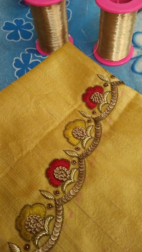 New Hand Work Designs Blouse, Khatli Work Blouse Design New Simple, Jardosi Work Design On Blouse, Jardosi Maggam Work Blouse Designs, Hand Work Neck Designs, Jardosi Work Design In Kurti, Jardoshi Work Design Kurti, Jardoshi Work Design Blouse, Nice Blouse Designs