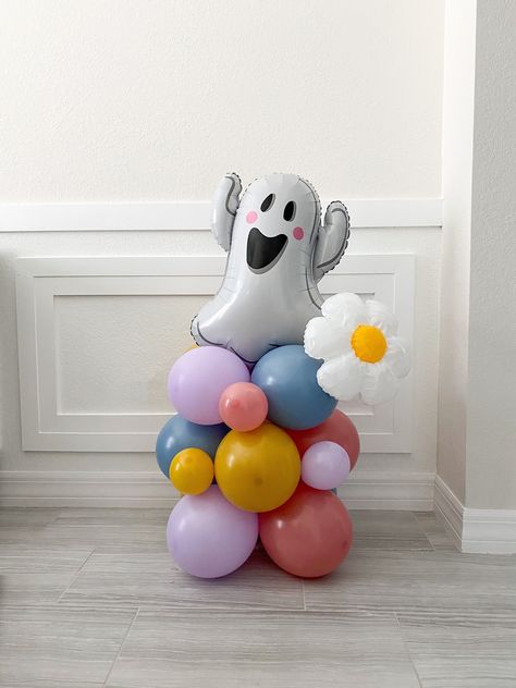 Pastel Halloween Balloon Arch, Two Groovy Birthday Balloons, Pink Halloween Balloons, Purple Halloween Balloon Garland, Spooky One Balloon Backdrop, Balloon Tower, Party Entrance, Ghost Party, Halloween Balloons