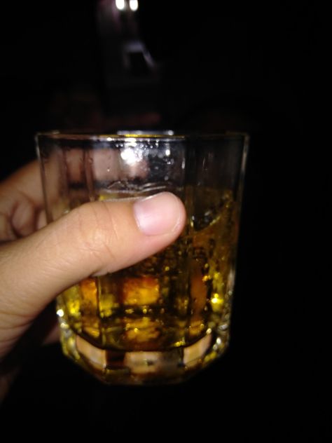 Drink In Hand Picture, Beer Snaps Snapchat, Fake Alcohol Snaps, Beer Aesthetic Drinking Night, Fake Drinking Alcohol Snaps, Indian Alcohol, Beer Aesthetic Drinking, Drinks Aesthetic Alcoholic, Rum Aesthetic