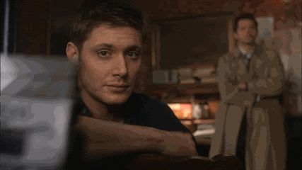 Oh No They Didn't! - Jensen Ackles plays shirtless soccer. The internet crashes. Castiel Gif, Dean Supernatural, Supernatural Bloopers, Supernatural Tattoo, Supernatural Imagines, Jensen And Misha, Supernatural Wallpaper, Dean And Castiel, Supernatural Quotes