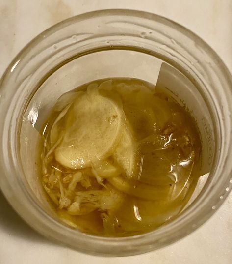 Pickled Ginger For Better Digestion! Fermented Vegetables Recipes, Low Stomach Acid, Organic Apple Cider, Pickled Ginger, Organic Apple Cider Vinegar, Fermented Vegetables, Vegan Diet, Pickling Recipes, Fermenting