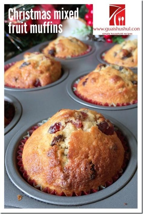 Christmas Muffins or Light Fruit Cake (圣诞马芬） Holiday Muffins, Fruitcake Cookies, Light Fruit Cake, Christmas Muffins, Honey Muffins, Fruit Cake Design, Fruit Muffins, Easy Cakes, Carrot Cakes