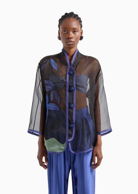 Shop EMPORIO ARMANI Pure silk organza shirt jacket with floral embroidery for Woman at the official store and browse the Fashion Jackets collection. Organza Jacket, Winter Kimono, Armani Jacket, Organza Shirt, Armani Collection, Armani Logo, Emporio Armani Women, Leather Outerwear, Shirt Embroidery