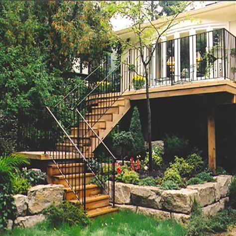 second story decks 2nd Level Deck, Deck Stairs Ideas, Second Floor Deck, High Deck, Deck Landscaping, Second Story Deck, Deck Remodel, Building Stairs, Stairs Ideas